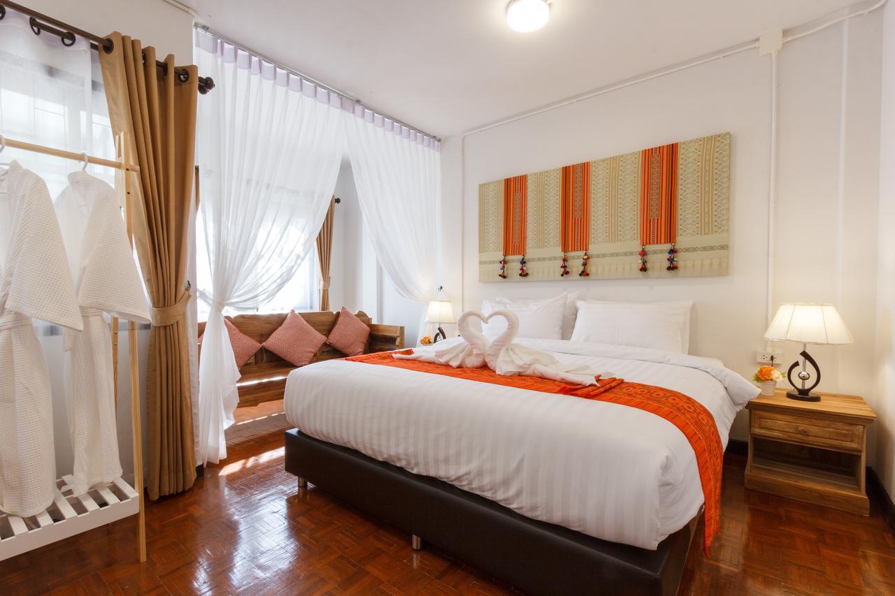 Baan Singharaj Hotel Chiang Mai Buitenkant foto