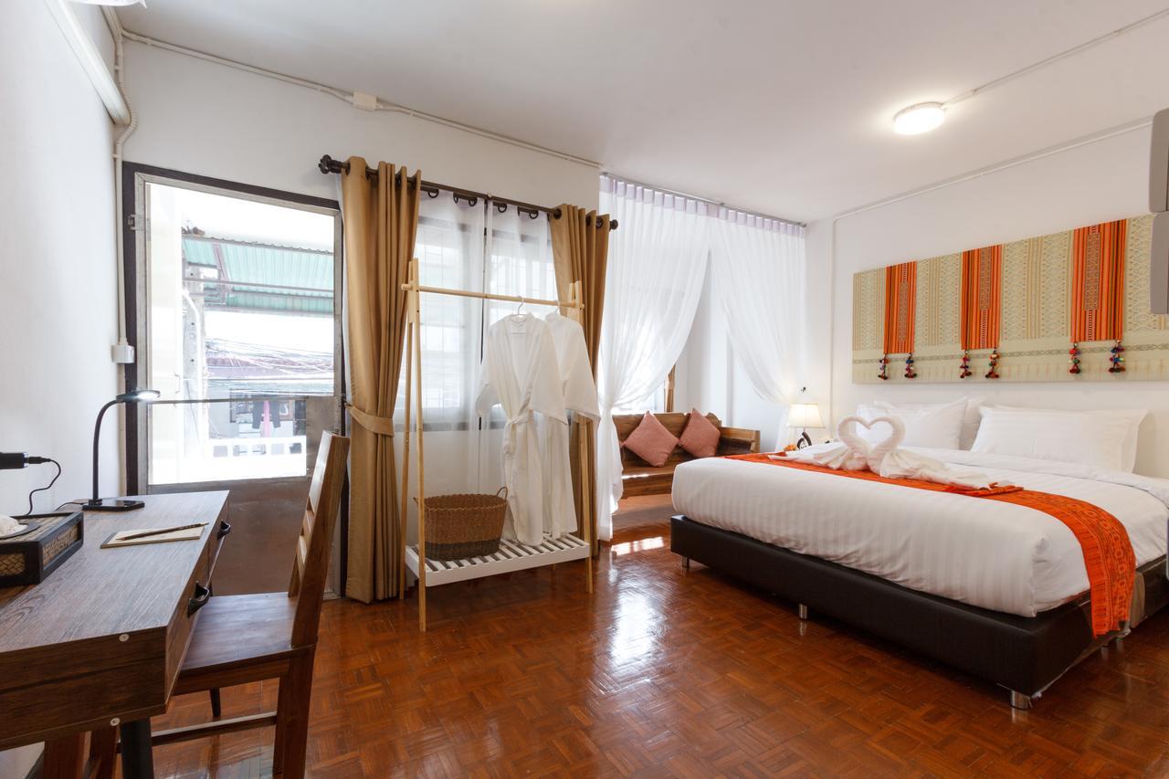 Baan Singharaj Hotel Chiang Mai Buitenkant foto