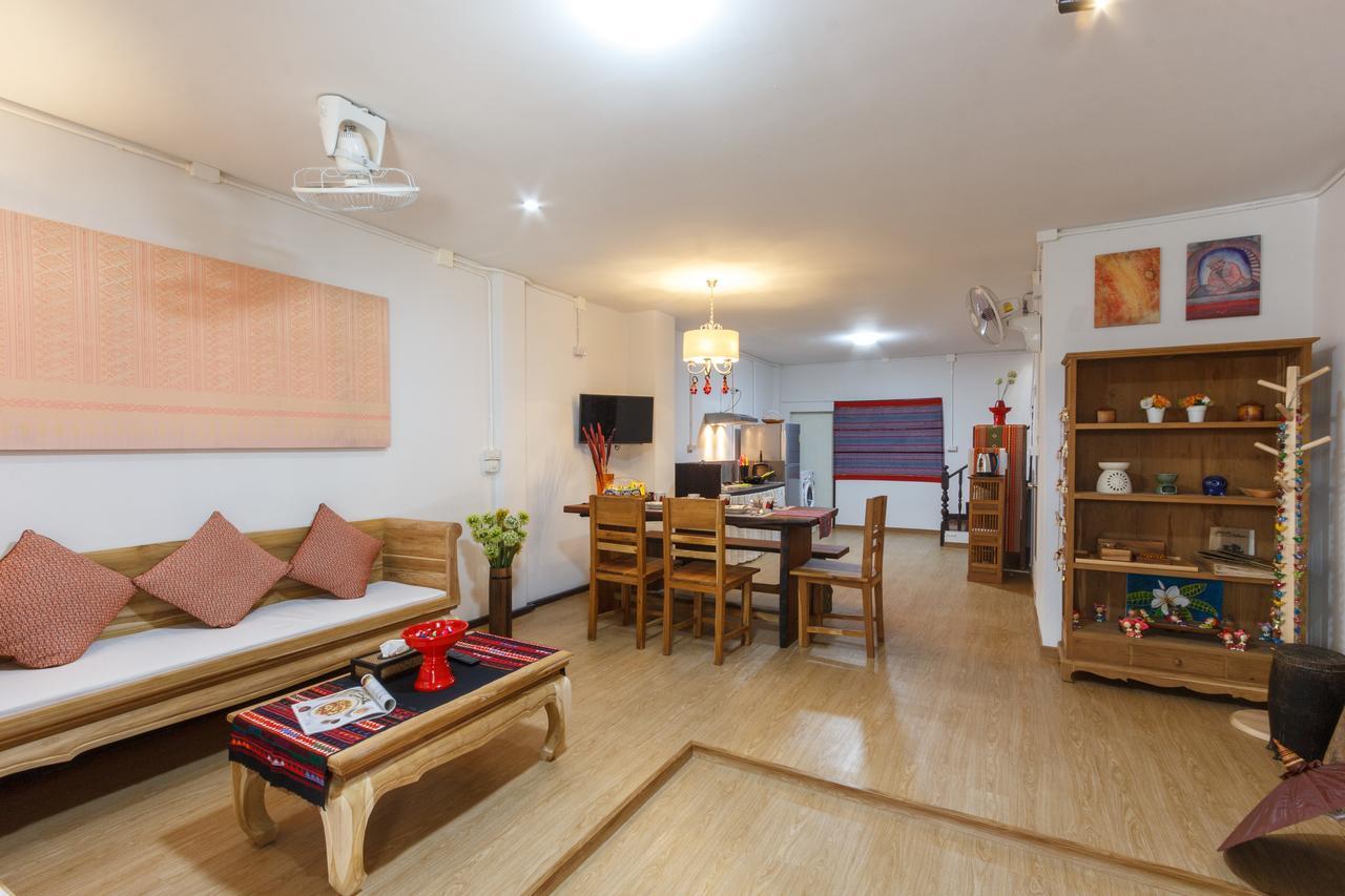 Baan Singharaj Hotel Chiang Mai Buitenkant foto